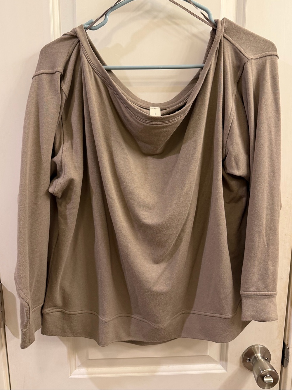 Lululemon off the shoulder top